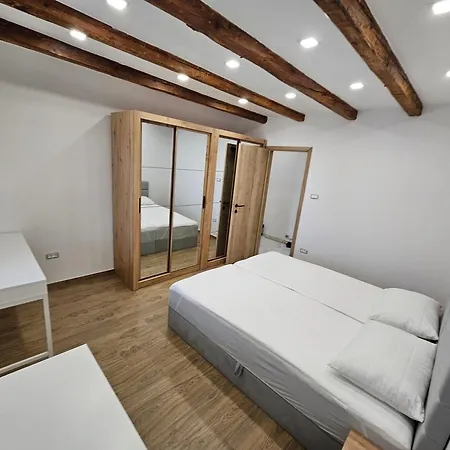 Fisherman's Lounge Apartment